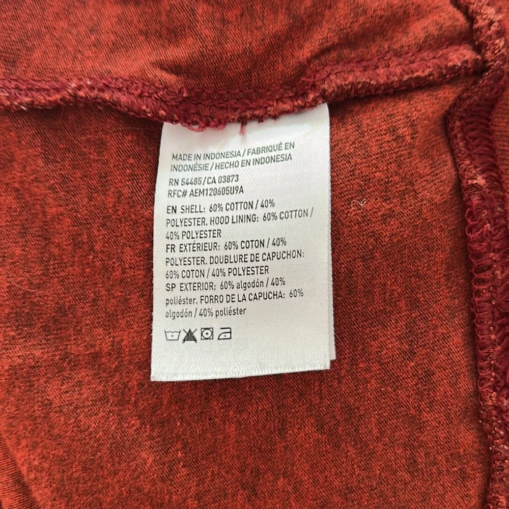 American Eagle Outfitters Men's Burgundy Hoodie - Picture 6 of 7